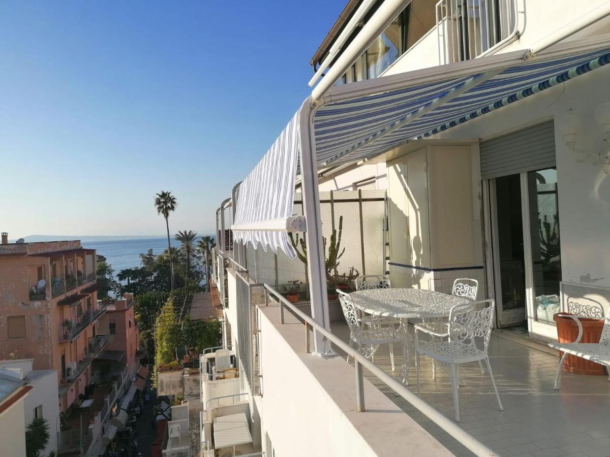La Casa Di Rosa Apartman Sorrento Kültér fotó